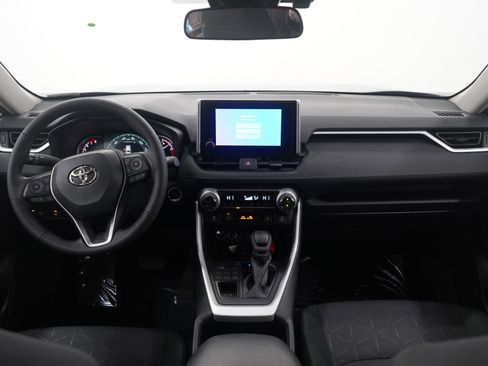 Used 2024 Toyota RAV4 XLE image 15