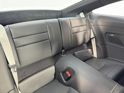 Used 2022 Porsche 911 Carrera S w/ Sport Package image 38