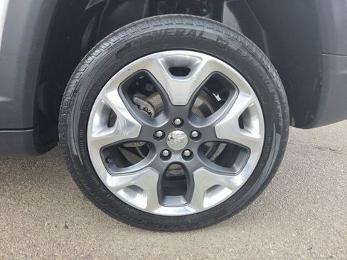Used 2018 Jeep Compass Limited AWD/4WD image 48