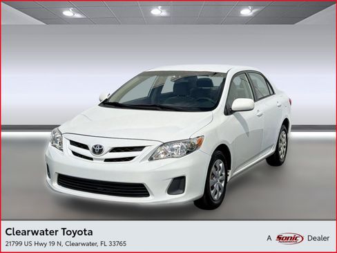 Used 2011 Toyota Corolla LE FWD image 1