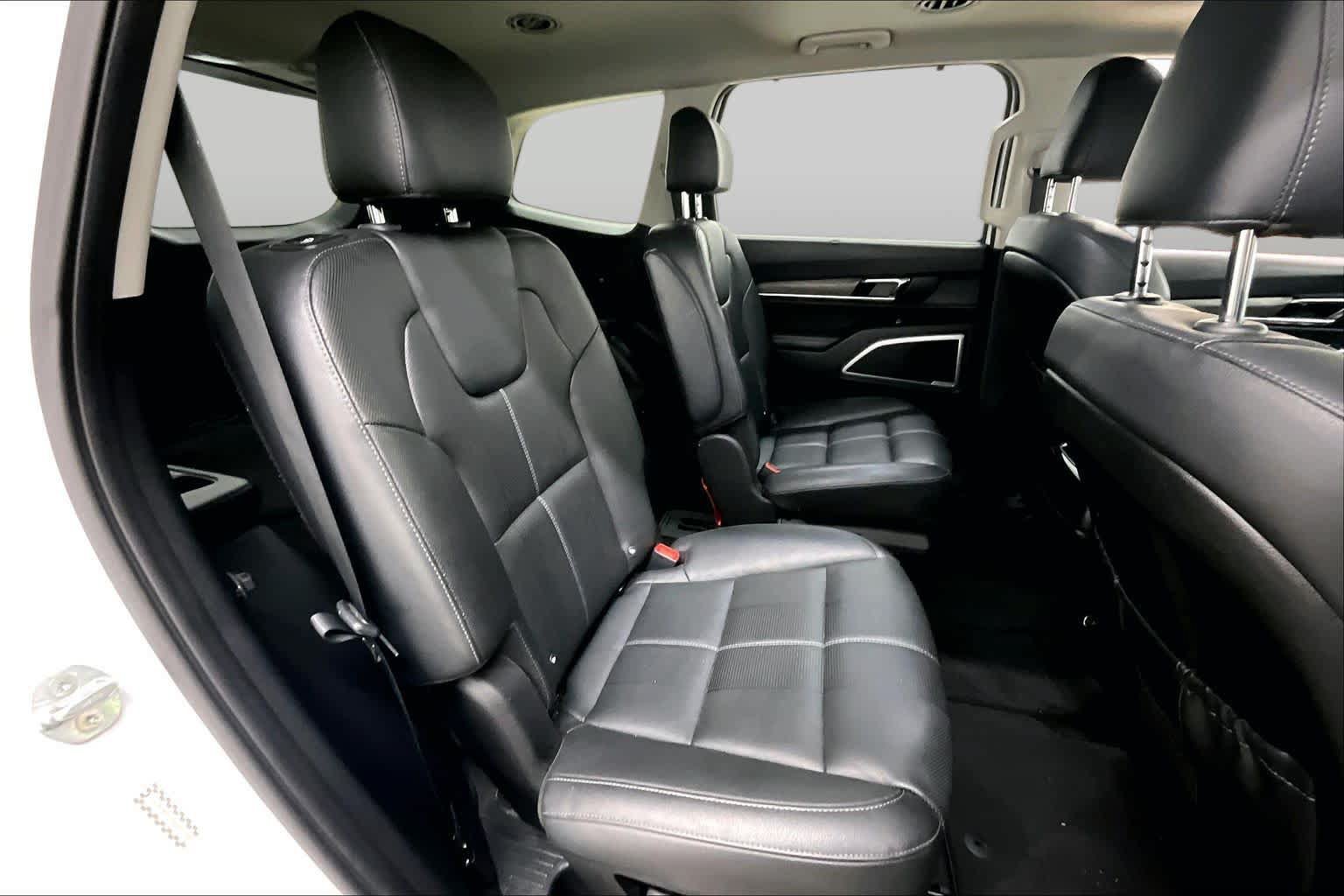 Used 2021 Kia Telluride EX w/ EX Premium Package FWD image 20