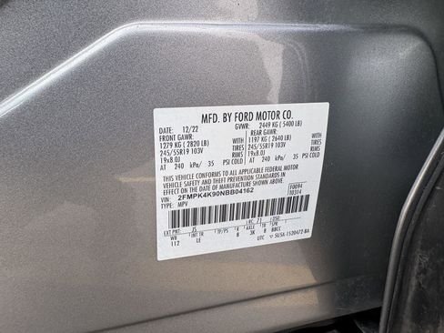 Used 2022 Ford Edge Titanium image 17