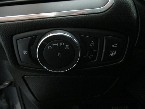 Used 2020 Ford Edge Titanium w/ Cargo Accessory Package image 19