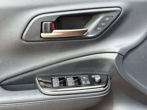 New 2026 Toyota Crown Signia AWD/4WD image 13