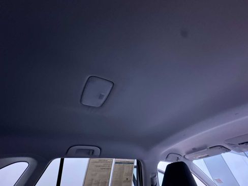 Used 2025 Toyota RAV4 XLE image 39