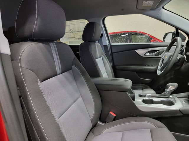New 2026 Chevrolet Blazer LT w/ Sound & Technology Package AWD/4WD image 14