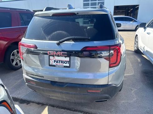 Used 2023 GMC Acadia SLT w/ Elevation Edition FWD image 5