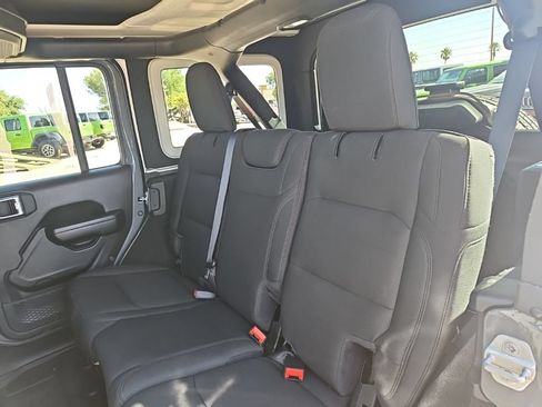 Used 2021 Jeep Wrangler Unlimited Sport AWD/4WD image 25