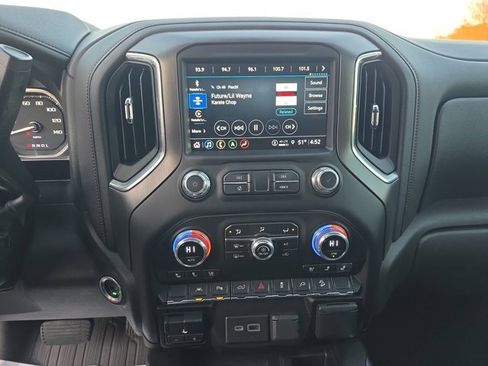 Used 2022 GMC Sierra 1500 AT4 w/ AT4 Premium Package image 20