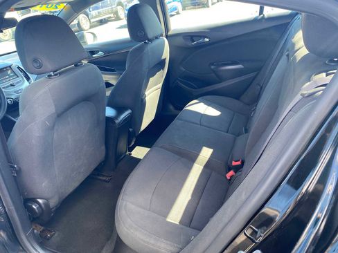 Used 2017 Chevrolet Cruze LT w/ RS Package image 10
