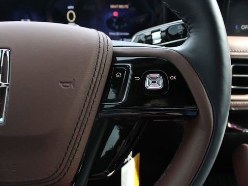 New 2026 Lincoln Aviator Reserve AWD/4WD image 42