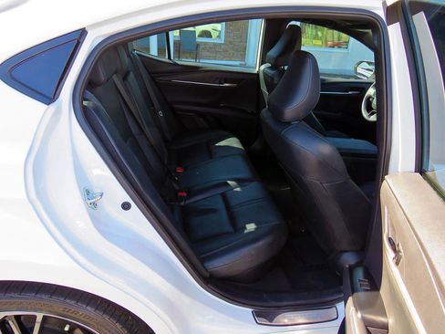 Used 2025 Toyota Camry LE image 17