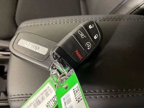 New 2026 Jeep Compass Latitude w/ Quick Order Package 29K AWD/4WD image 35