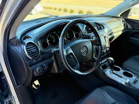 Used 2017 Buick Enclave Leather image 11