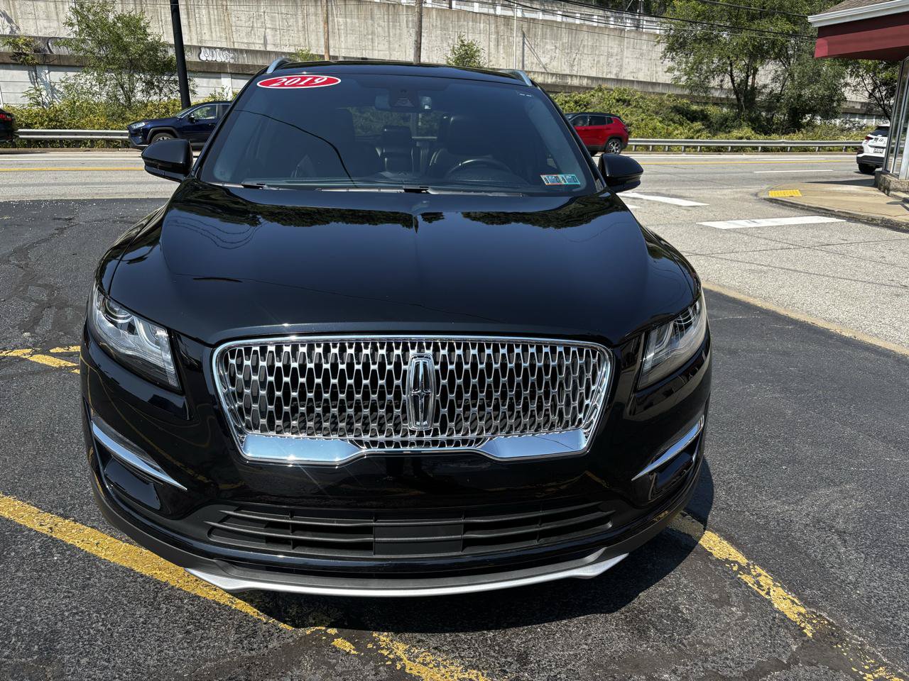 Used 2019 Lincoln MKC Reserve w/ MKC Climate Package AWD/4WD image 2