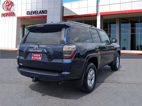Used 2024 Toyota 4Runner SR5 RWD image 7