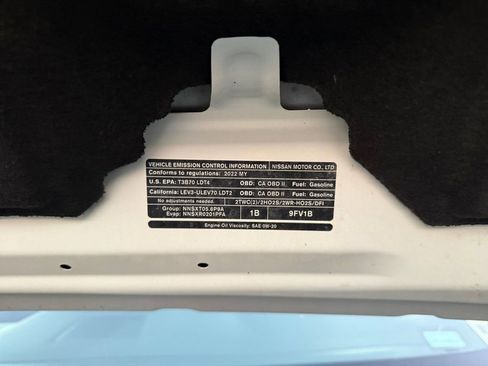 Used 2022 Nissan Titan SV w/ Accessory Utility Package image 34