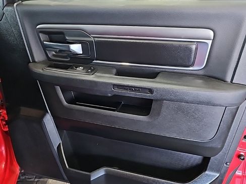 Used 2022 RAM 1500 Classic Warlock image 12