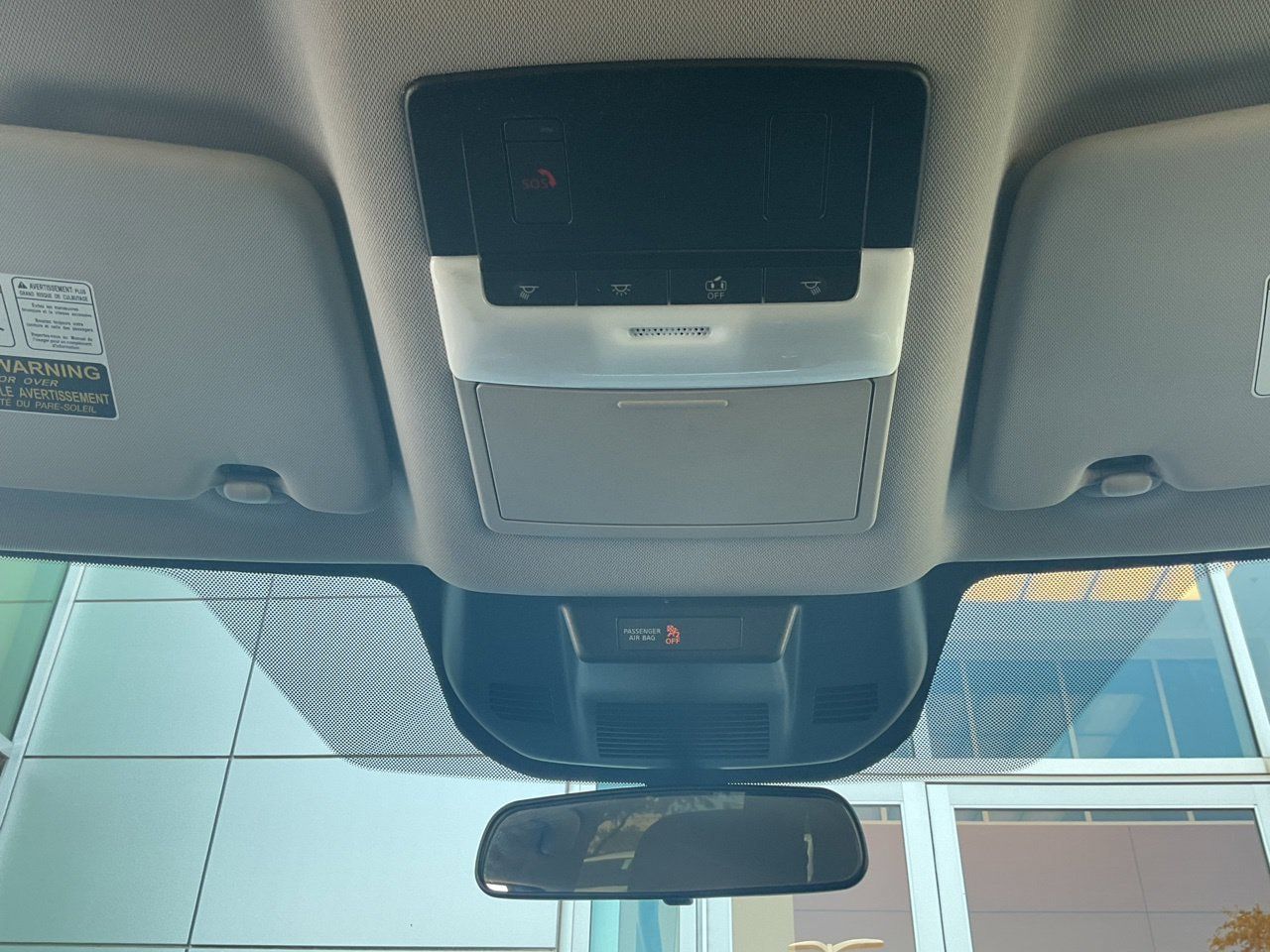 Used 2025 Nissan Rogue SV FWD image 17
