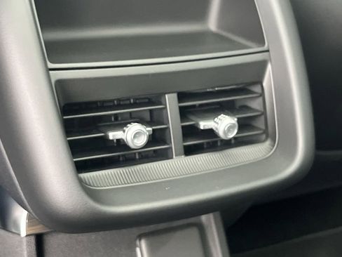 Used 2026 Cadillac Lyriq Premium Luxury image 13