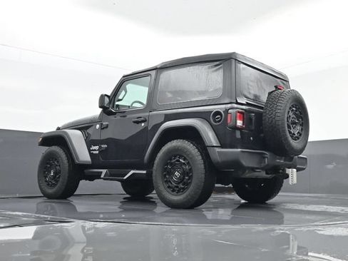 Used 2021 Jeep Wrangler Sport AWD/4WD image 20
