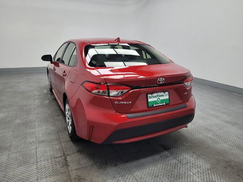 Used 2021 Toyota Corolla LE image 5