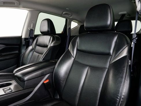 Used 2023 Nissan Murano SL image 9