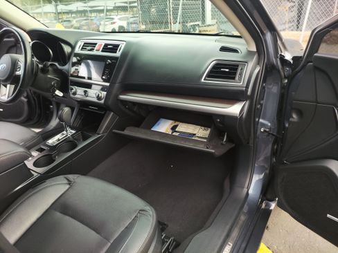 Used 2016 Subaru Legacy 2.5i Limited image 36