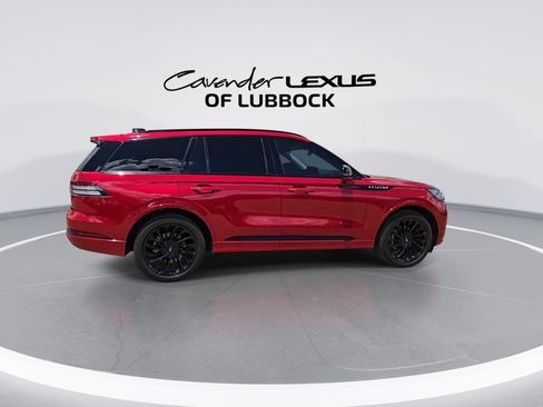 Used 2026 Lincoln Aviator Reserve AWD/4WD image 9