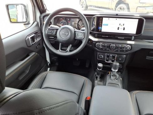 New 2026 Jeep Gladiator Sport AWD/4WD image 4