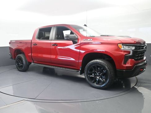 Used 2023 Chevrolet Silverado 1500 LT Trail Boss AWD/4WD image 8