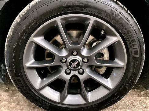 Used 2012 Ford Mustang Premium image 9