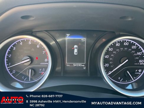 Used 2022 Toyota Camry LE image 9