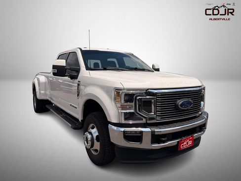 Used 2022 Ford F350 Lariat w/ Lariat Ultimate Package AWD/4WD image 1