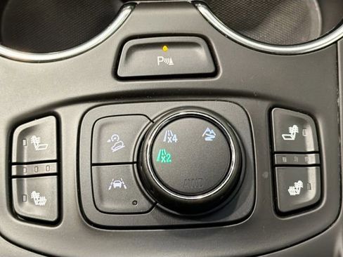 Certified 2022 GMC Terrain SLT w/ Infotainment Package II image 20