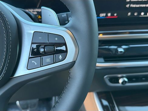 New 2026 BMW X5 xDrive50e w/ M Sport Package image 39