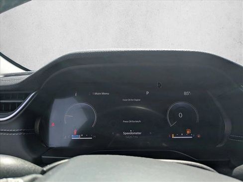 Used 2021 Jeep Grand Cherokee L Limited RWD image 11