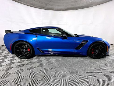Used 2016 Chevrolet Corvette Z06 w/ 2LZ Preferred Equipment Group RWD image 8