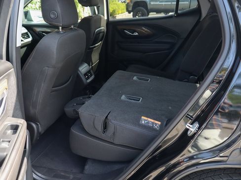 Used 2020 GMC Terrain SLE w/ Driver Convenience Package image 42