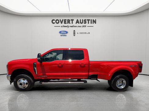 Used 2026 Ford F350 Lariat AWD/4WD image 2