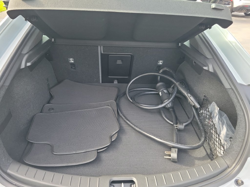 Used 2024 Polestar Polestar 2 AWD/4WD image 9