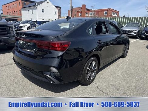 Used 2023 Kia Forte LXS FWD image 6