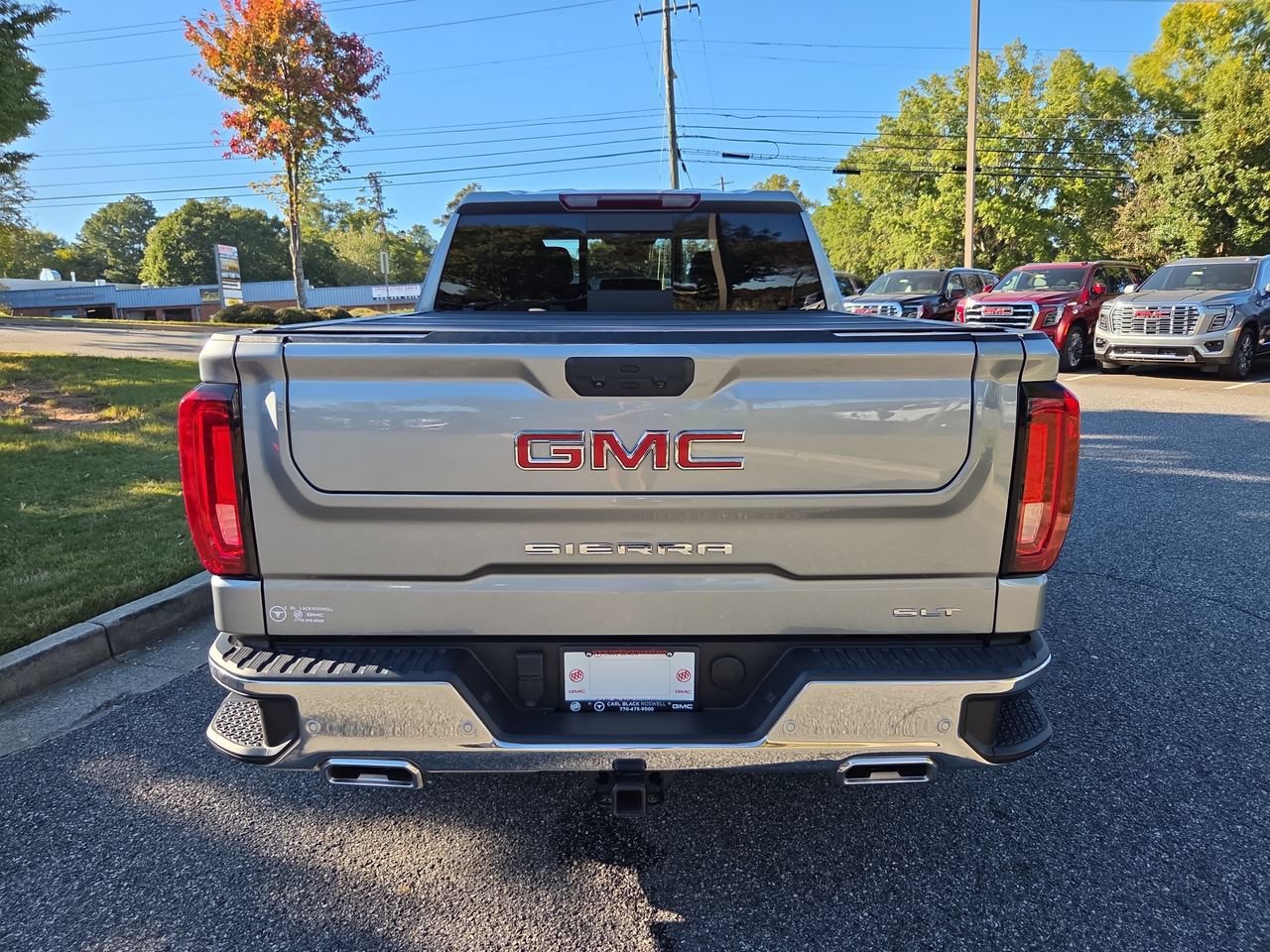 Used 2024 GMC Sierra 1500 SLT w/ SLT Premium Plus Package AWD/4WD image 7