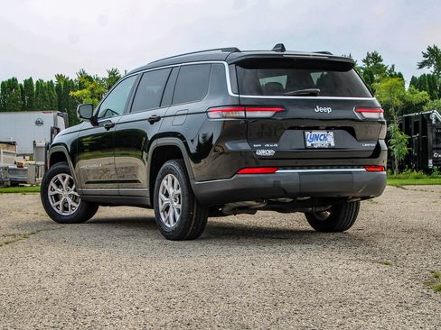 Used 2022 Jeep Grand Cherokee L Limited AWD/4WD image 8