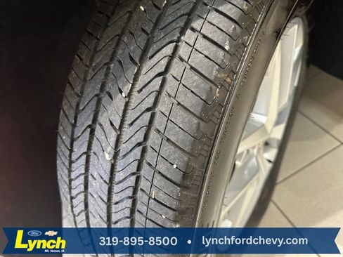 Used 2024 Chevrolet Equinox LT AWD/4WD image 28