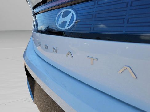 New 2025 Hyundai Sonata Limited image 5
