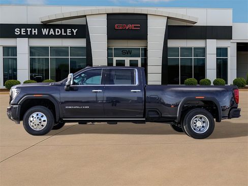 New 2026 GMC Sierra 3500 Denali Ultimate image 4