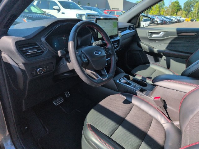 Certified 2023 Ford Escape ST-Line Select w/ Tech Pack #1 AWD/4WD image 29