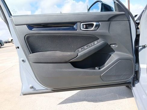 Used 2023 Honda Civic EX image 17