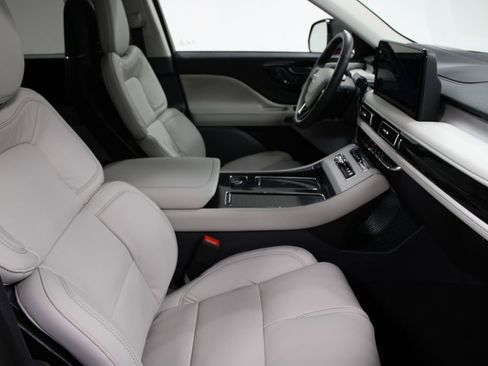 New 2026 Lincoln Aviator Reserve image 28